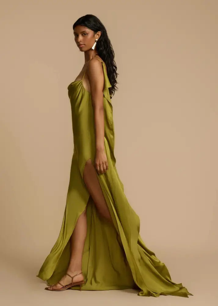 Vestido de Festa Longo Verde Oliva Dupes Vestido de Festa Longo Verde Oliva Dupes